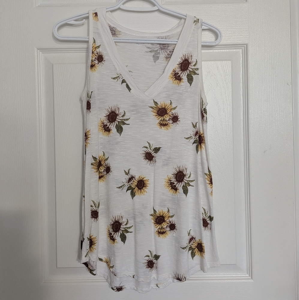 3 For $25 Sunflower Print Sleeveless Top